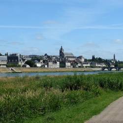 Approaching Blois