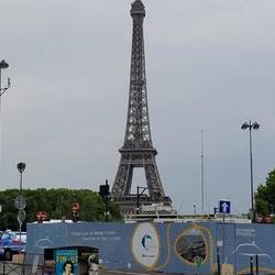 5 minutes into my walk ....I'm getting close!