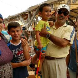 More relatives at the weekly market in Gömbe 😅😅😅!