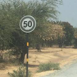 annoyingly vague Tanzania speed sign