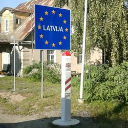 Crossing the border to Latvia