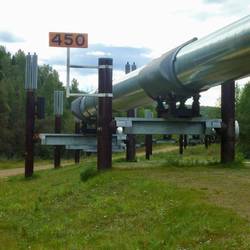 Zig-zags allow for fluctuation of the pipe because of temperature changes and also seismic activity.