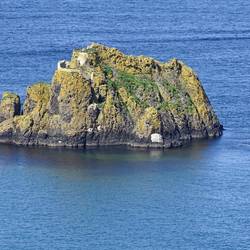 Larrybane Bay - ruins of fort