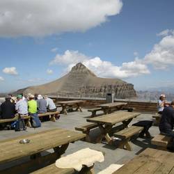 Dachterrasse mit gemütlichen Sitzgelegenheiten