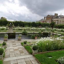 Diana's White Memorial Garden - 20 years