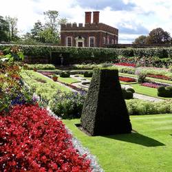 Pond Garden with the Banqueting Hall