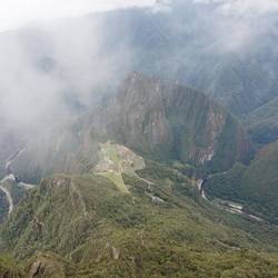 Blick vom Berg mit aufziehenden Wolken