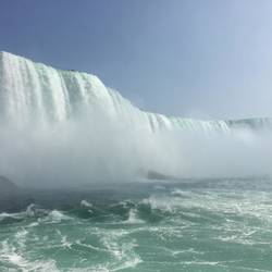 Horseshoe Falls von unten