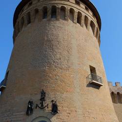 The apartment George Bush (Snr) stayed in, but apart from that, the brickwork was great