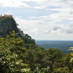 Das Tuyin Taung Kloster auf Mt. Popa