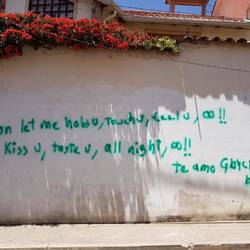 A graffiti on the way up to the hostel