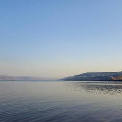 View south with Tiberias on the right. The Sea of Galilee lies 693 feet below sea level!