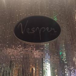 Es gibt echt ne Vesper-Bar in Vegas. Ich bezweifle allerdings, dass die wissen, was das heißt :D