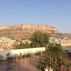 Vue sur le fort depuis la terrasse de l'hotel