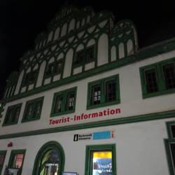 Touristeninformation am Markt