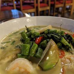 L. Maladee: Green Curry with Praw