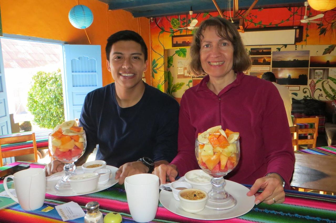 Mit Juan Andrés , herrliches Frühstück bekamen wir spendiert!