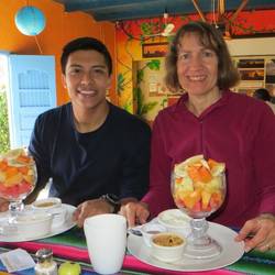 Mit Juan Andrés , herrliches Frühstück bekamen wir spendiert!