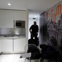 Erik Vogel trendy apartment