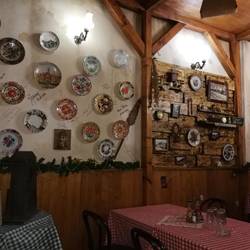 ... and knick knacks everywhere.