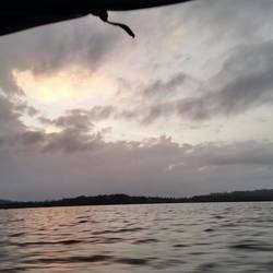 Sonnenaufgang im Speedboot
