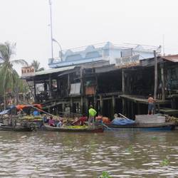 Floating market