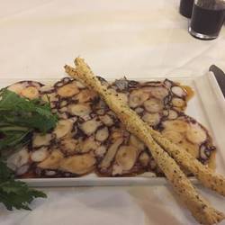 Carpaccio pulpo (octopus)