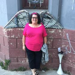 OK, I'm not an angel, but I look good in wings