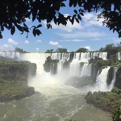 Igauzu Falls