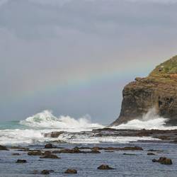 Regenbogen und unglaubliche Wellen vor der Südküste