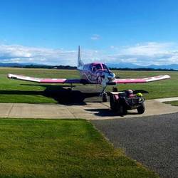 Der Flieger steht bereit 🛫