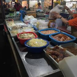 Fresh noodles and fish