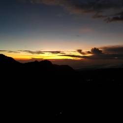 Sonnenaufgang am King Kong Hill🌄