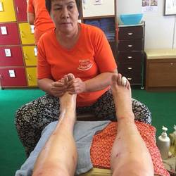 das erste am morgen - zur Massage!