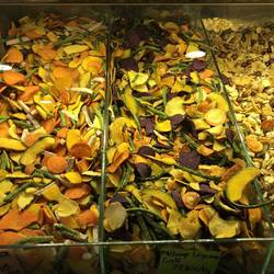 Gesunde Snacks - Gemüse getrocknet und gesalzen