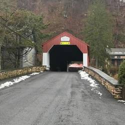 one of several very pretty covered bridges