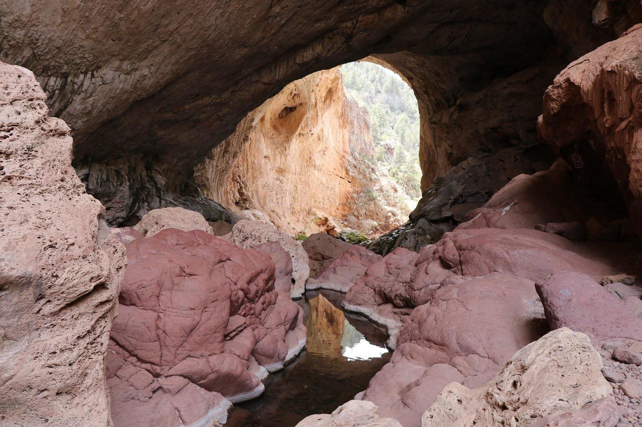 Tonto Natural Bridge