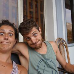 Deux faces qui ont trop mangé!