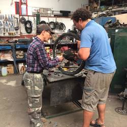 Marty and manuel fixing fat ass axel syndrom again!!