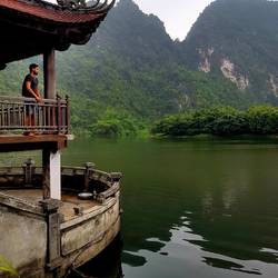 Eric hält Ausschau nach dem Monster von Ninh Binh