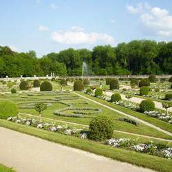 Garden at Chenonceau.