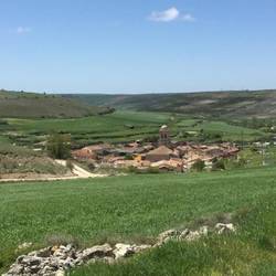 Coming down the hill into Hotanas.