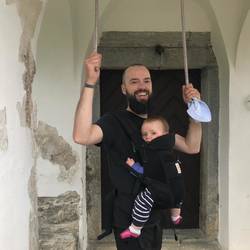 Bevor wir abgefahren sind, wurde nochmal die Glocke im Dorf geläutet!