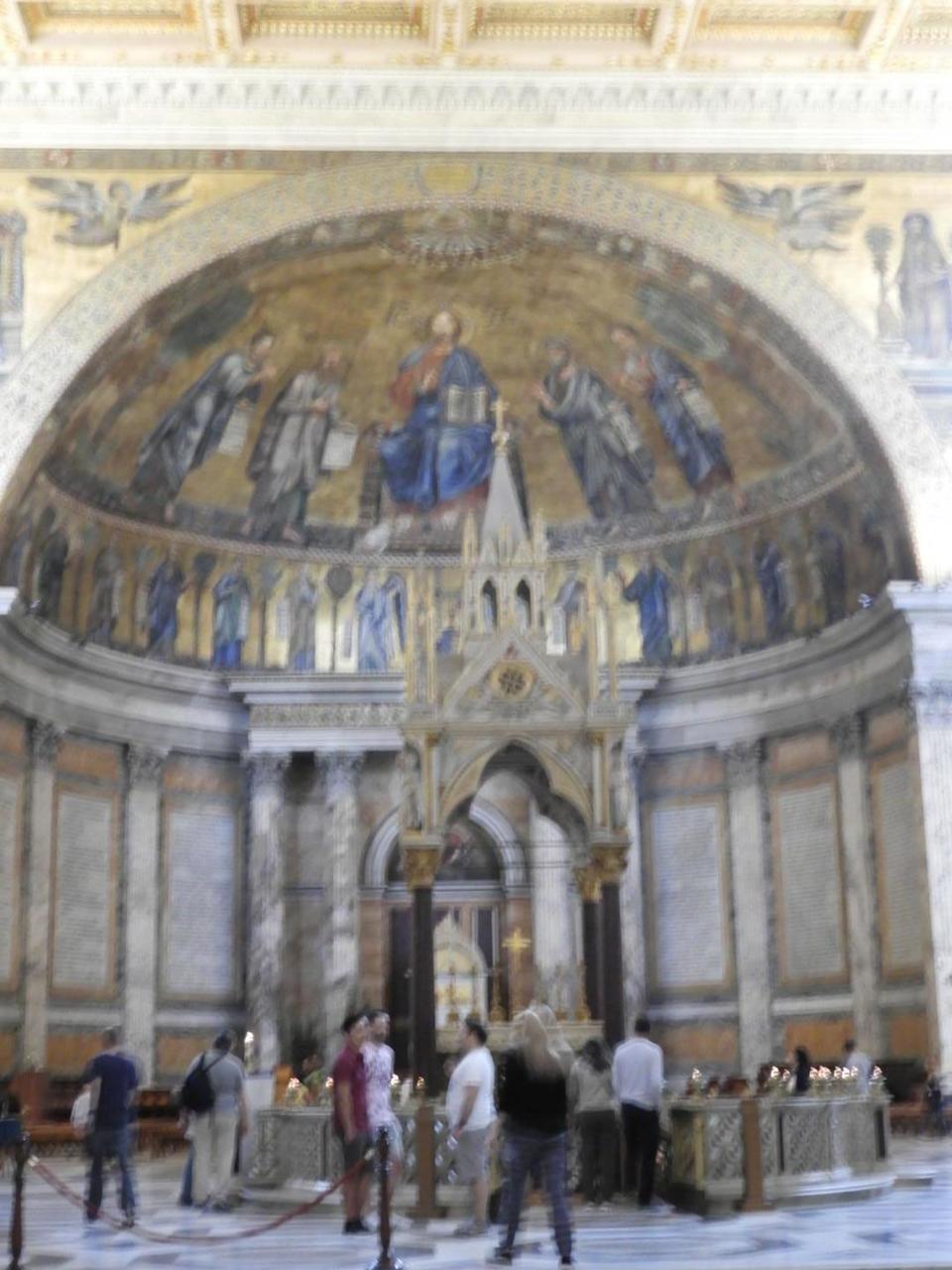 The intricate dome (blurry)