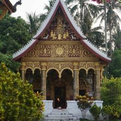 Un des 33 temples de la ville.