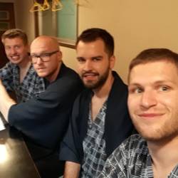 Mitternachtssnack in einem Izukaya