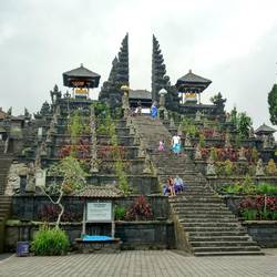 Tempel