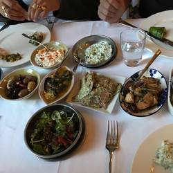 1. Gang - 10 Sorten kalte Meze