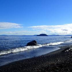 Morning stroll by Lake Taupo