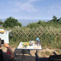Letztes Frühstück mit Meerblick